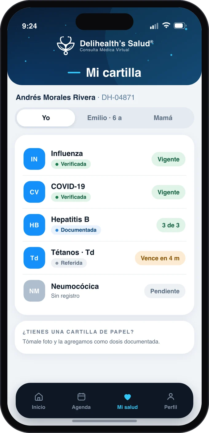 Pantalla «Mi cartilla» con las vacunas del colaborador y de su familia: verificadas, documentadas, por vencer o pendientes.